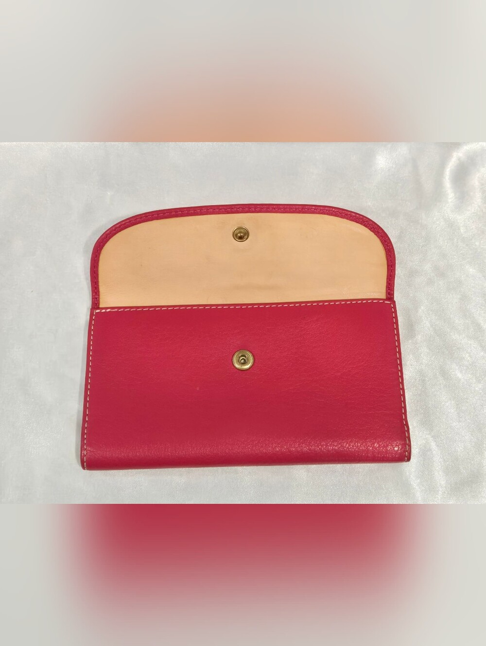 Dooney & Bourke Red Pebbled Leather Wallet With Box - Picture 9 of 16